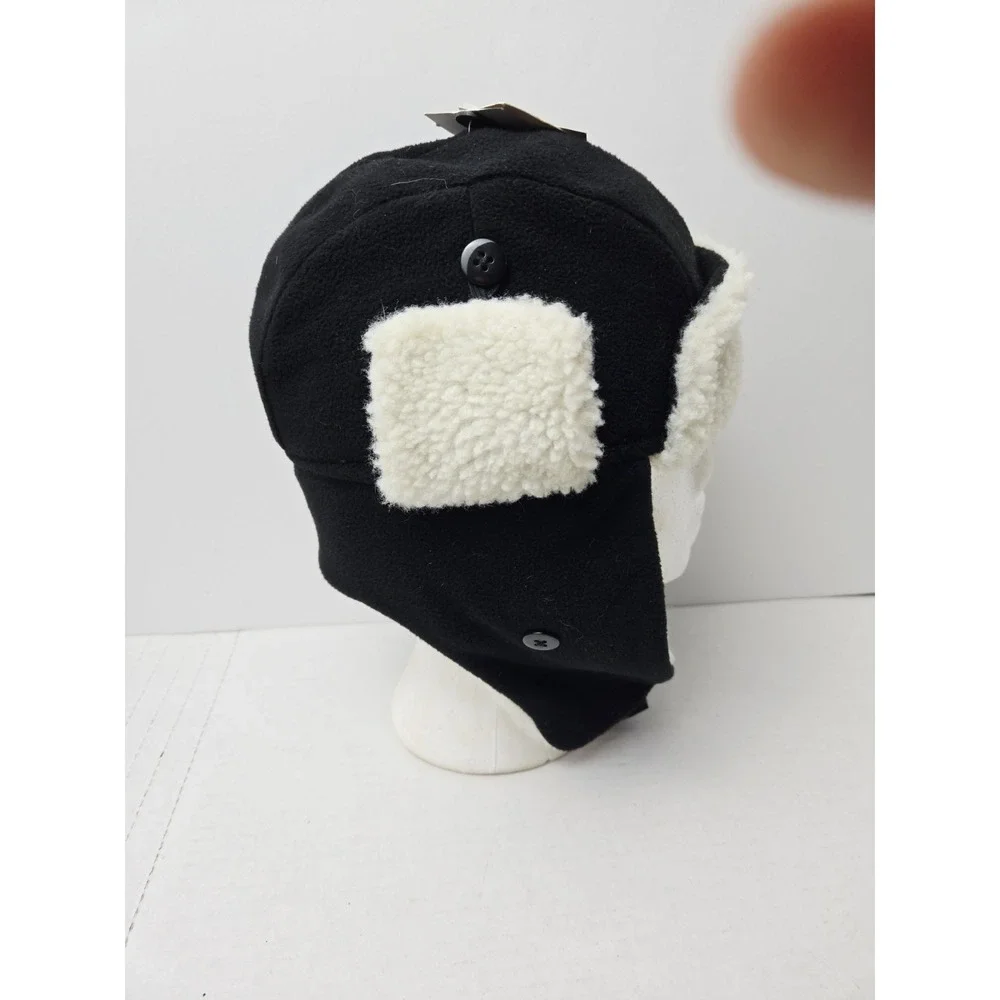 Broner Kids black hat trapper NWT Micro Fleece 6-10 years